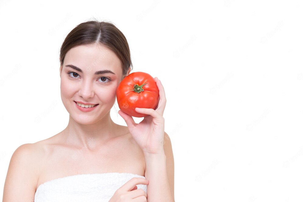 Cách làm trắng da bằng cà chua