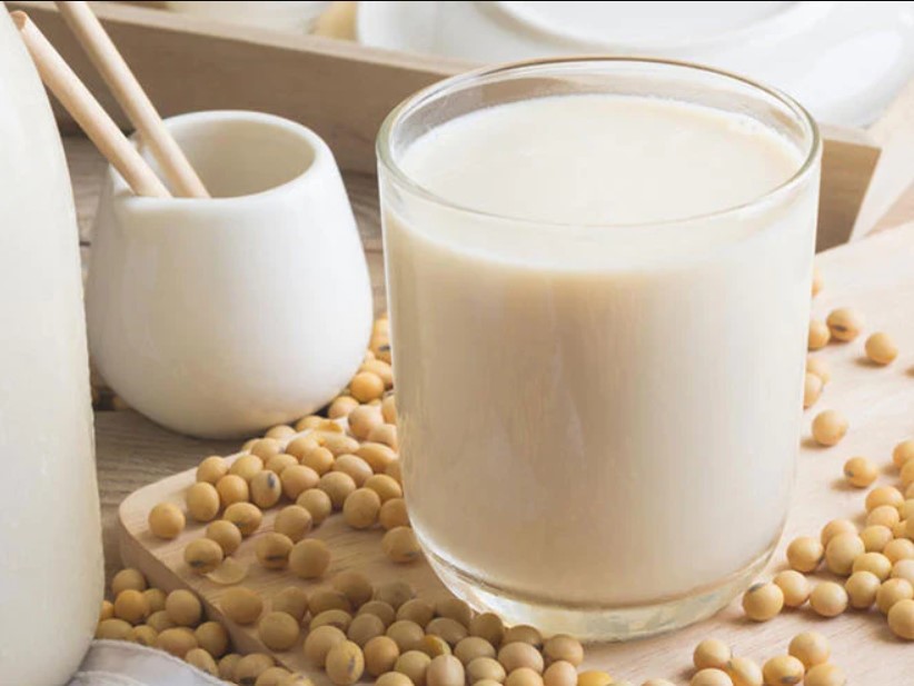 Uống sữa đậu nành có tăng vòng 1 không