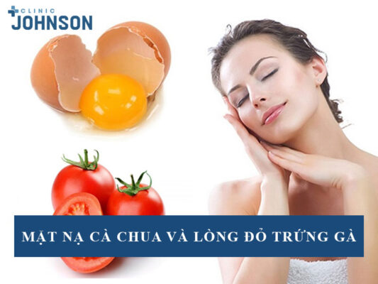 mặt nạ cà chua và lòng đỏ trứng gà